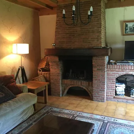 Lejlighed Tranquil Farmhouse See On You Tube *