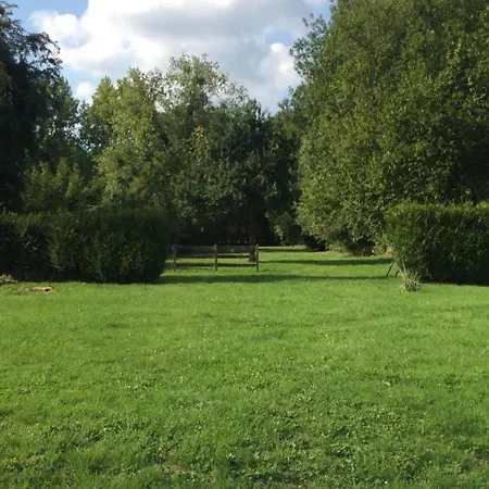 Tranquil Farmhouse See On You Tube * Humbert